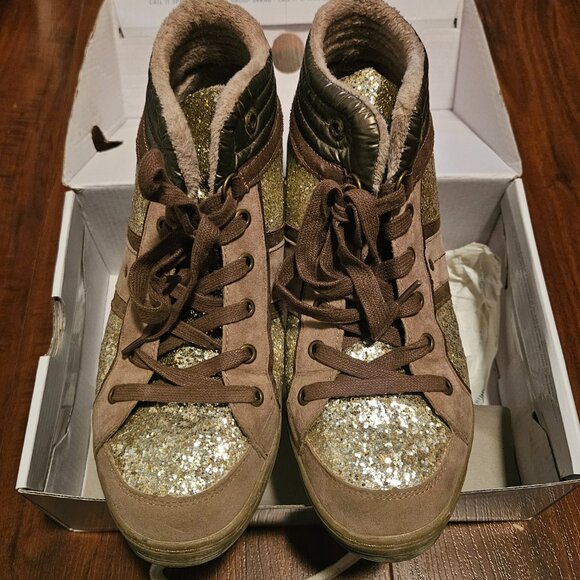 Spring Spueler Gold Glitter Sneakers - Picture 3 of 5